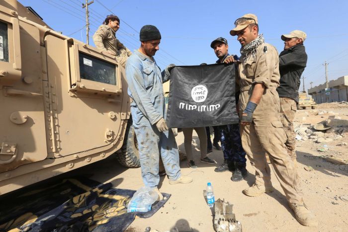 Iraqi soldiers after recapturing Intisar district