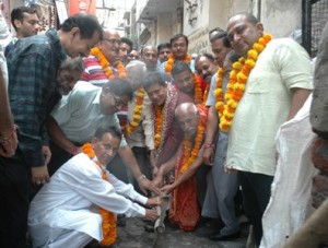 mla-rajesh-gupta-starts-work-at-kali-jani-2