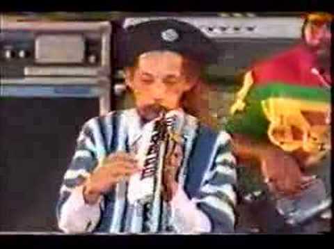 AUGUSTUS PABLO JAVA  LIVE 1986