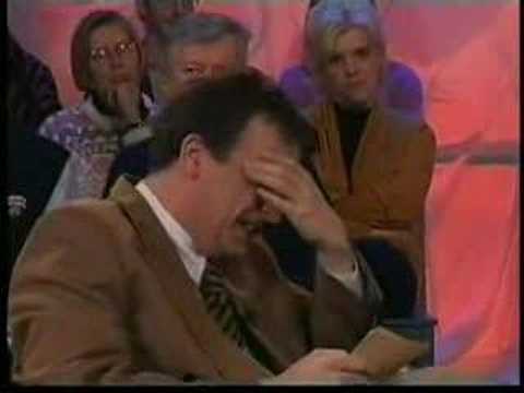 "Boemerang": Erik Hartman laughs at his guests. Subtitled.