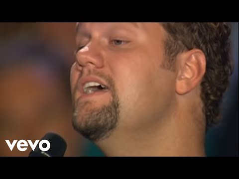 Bill & Gloria Gaither - O Holy Night [Live] ft. David Phelps