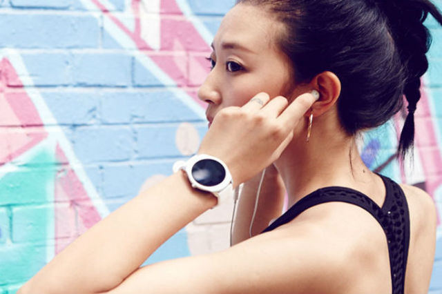 This Smartwatch Redefines Wearables With Intuitive Design