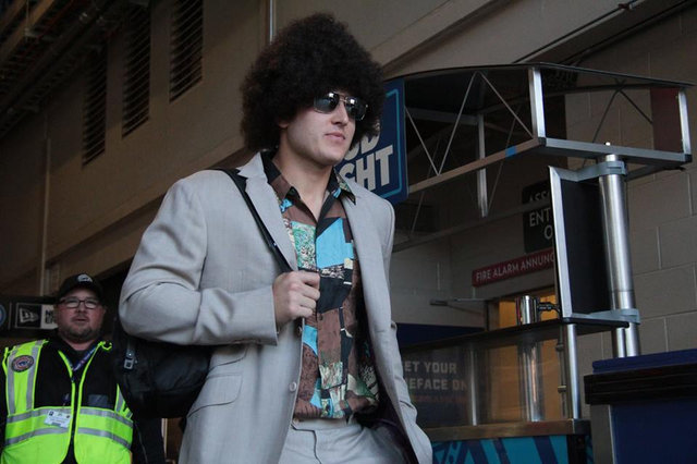 Photo: The Cubs Are On A Gloriously Overdressed 'Anchorman'-Themed West Coast Trip