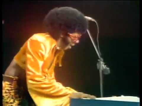 Sly and the Family Stone "Hot Fun in the Summertime" Wanna take u Higher"