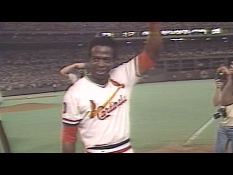 CHC@STL: Lou Brock tallies 3,000th career hit