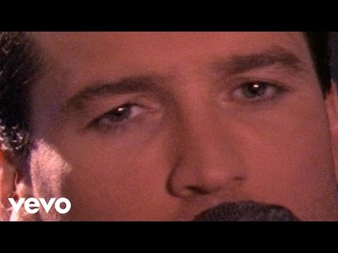 Billy Ray Cyrus - Achy Breaky Heart