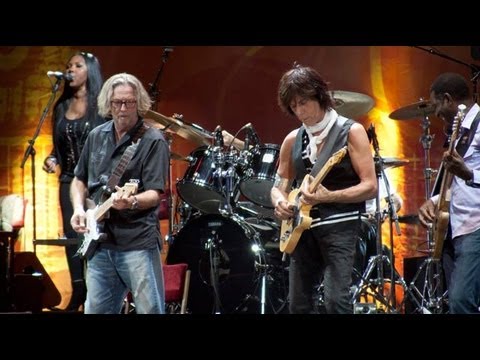 Eric Clapton & Jeff Beck - Shake Your Money Maker (Live from Crossroads 2010)