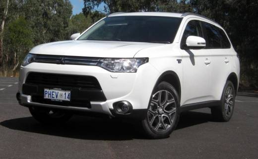 Mitsubishi Outlander PHEV Recalled For Spark Plugs And Software