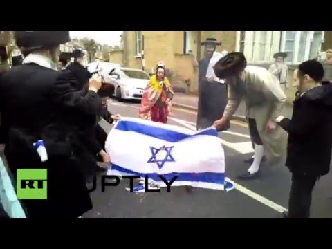 UK: London Orthodox Jews burn Israeli flag on Purim