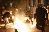 Yunanistan: Genel Grev Öncesi Üçlü Molotof Saldırısı