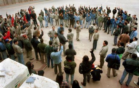 Assembly at the worker-run Zanon factory in Argentina