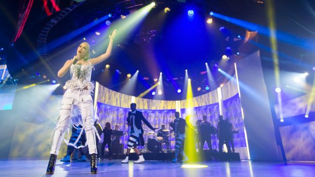 Gwen Stefani performs during the Walmart shareholders meeting.