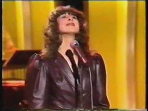 Elkie Brooks - Fool If You Think Its Over