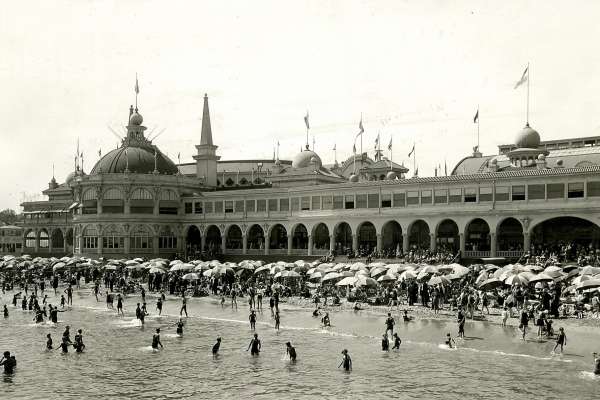 Santa Cruz Beach. June 25, 1933