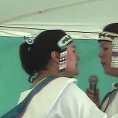 Inuit Throat-Singing Demonstration by Karin and Kathy Kettler at 2004 First Americans Festival