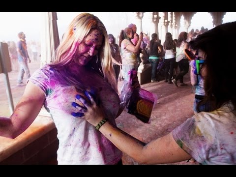 Foreigners Celebrating Holi in India {Goa}