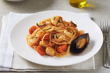 Spaghettini with mixed seafood and arrabbiata sauce