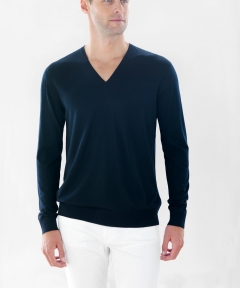 Men’s V-neck Superfine Merino Sweater - Darkest Navy