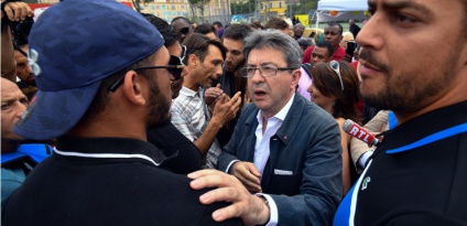 L&eacute;gislatives 2017. Jean-Luc M&eacute;lenchon &agrave; Marseille : un tribun dans la ville