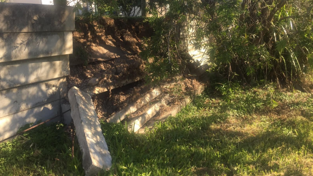 Damaged concrete retaining walls in Oxley and Palm Beach on the Gold Coast.