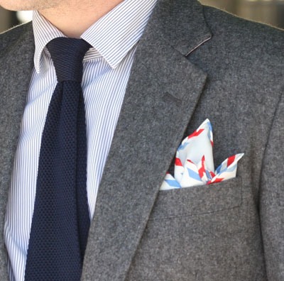 Striiiipes - Feature product picture - Par Avion Pocket Square