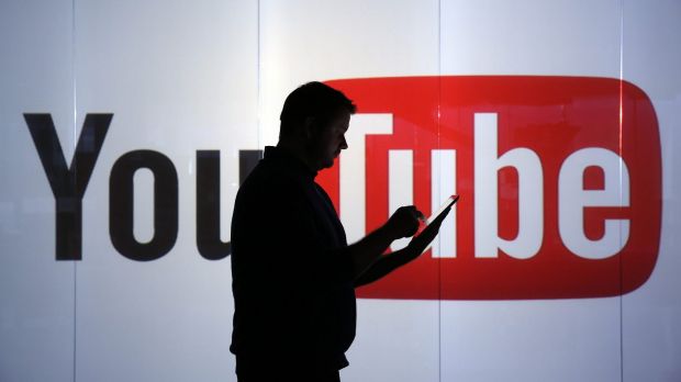 The British government has suspended its advertising on YouTube.