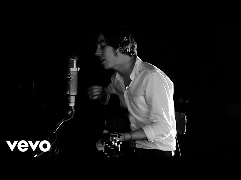 Catfish and the Bottlemen - Kathleen - 1 Mic 1 Take