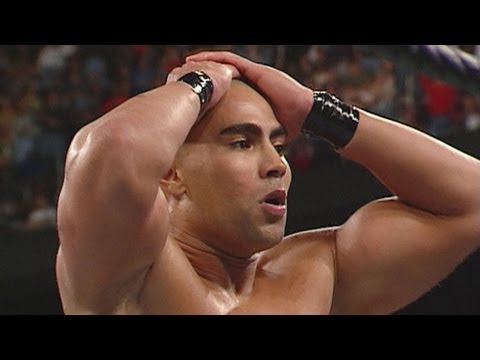 Royal Rumble 2002: Maven pulls off a shocking upset by