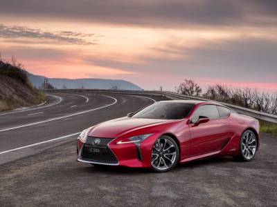 2017 Lexus LC 500 & LC 500h First Drive Review | One Coupe In Two Distinct Flavours