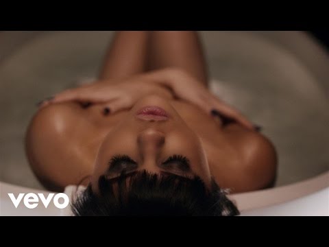 Selena Gomez - Hands To Myself