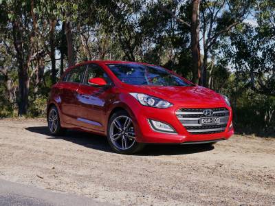 2016 Hyundai i30 SR REVIEW | A Sporting Twist For Australia’s Favourite Car