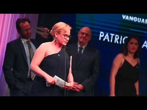 Patricia Arquette remembers sister Alexis at 28th annual GLAAD Media Awards