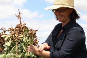 Sarah Ciesiolka, a peanut farmer near Santos' Narrabr CSG project.