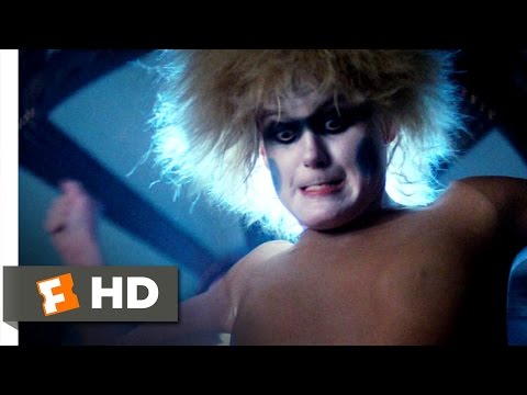 Blade Runner (6/10) Movie CLIP - Deckard vs. Pris (1982) HD