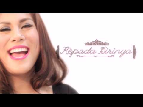 Regina - Aku Jatuh Cinta ( Official Lyric Video )