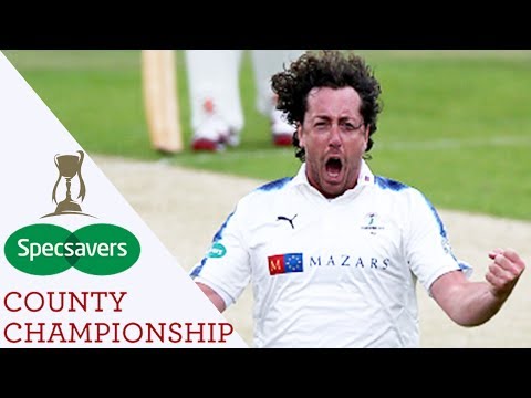 Yorkshire Dominate Lancashire: Highlights - Specsavers County Championship 2017