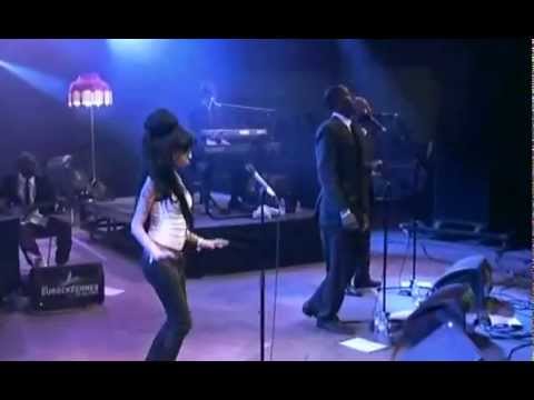 AMY WINEHOUSE - LIVE CONCERT