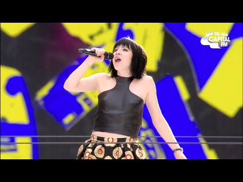 Carly Rae Jepsen - 'Call Me Maybe' (Summertime Ball 2015)