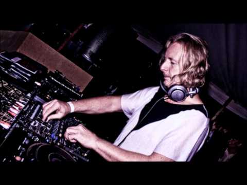 Dj Hell - Live @ Fuse 26.05.2001