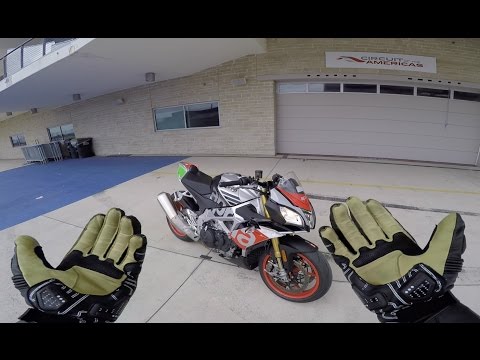 2017 Aprilia Tuono 1100 First Ride Review at COTA