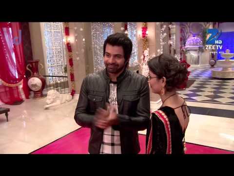 Abhi openly declares his love for Pragya - Episode 192 - Kumkum Bhagya