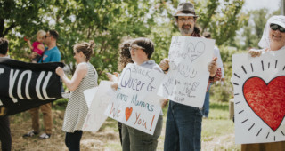 Protesters showed up at the Albemarle-Charlottesville Regional Jail on Mother’s Day. Photo by Eze Amos