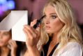 American model Lindsay Ellingson, knows what's up, mascara (not those ridiculous wings) is all you need to get ready for ...