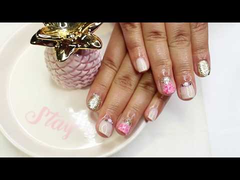 MANICURA Y ESMALTADO EN GEL CON MADAM GLAM/PINEAPPLE NAILS/UÑAS PARA NIÑAS