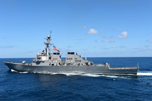 PACIFIC OCEAN (Aug. 27, 2012) The guided-missile destroyer USS Fitzgerald (DDG 62) transits the Pacific Ocean.