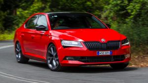 2017 Skoda Superb Sportline.