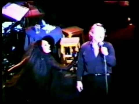 RAPHAEL La Tarantula, en vivo Argentina 1995 - www.raphaelfans.com