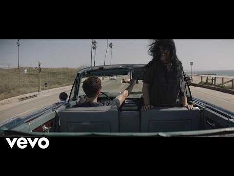 Zedd, Alessia Cara - Stay (Official Music Video)