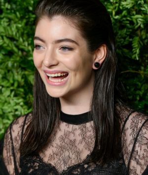 New Zealand superstar Lorde announces a November tour of outdoor shows while Harry Styles adds arena shows in 2018.