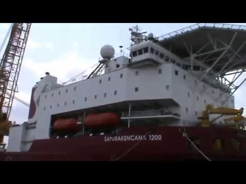 On the dock - Surakencana 1200, Pipelay vessel.